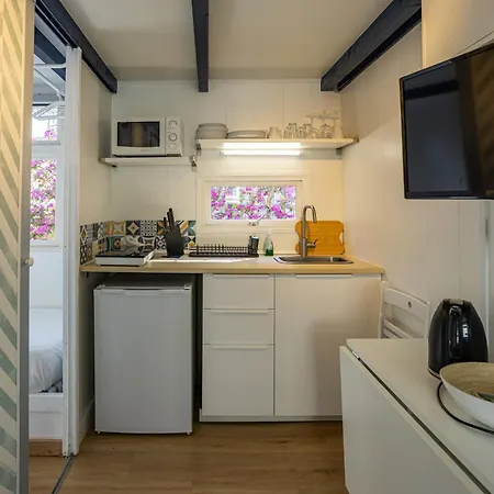 مكان تخييم Bon Sol